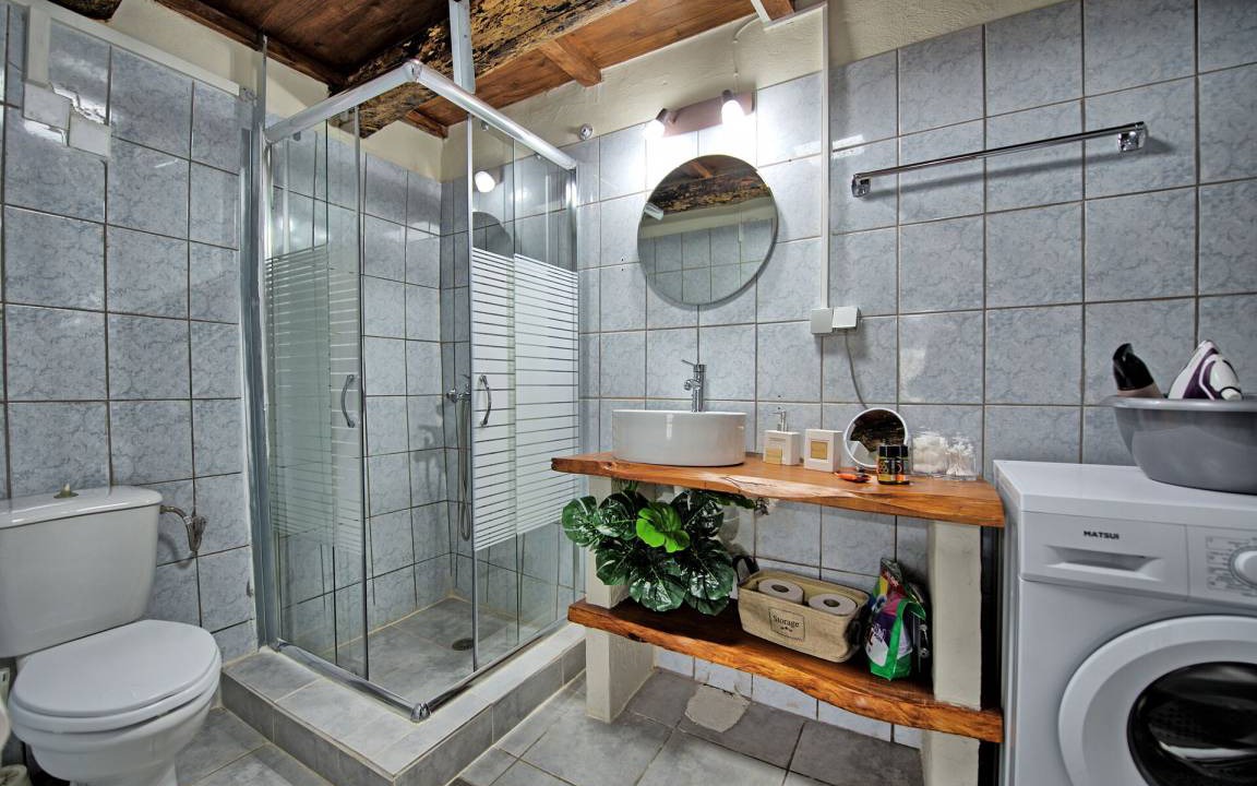 Photo of Bathroom in Drakona