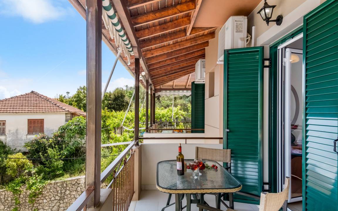 Photo of Patio Balcony in Nikiana