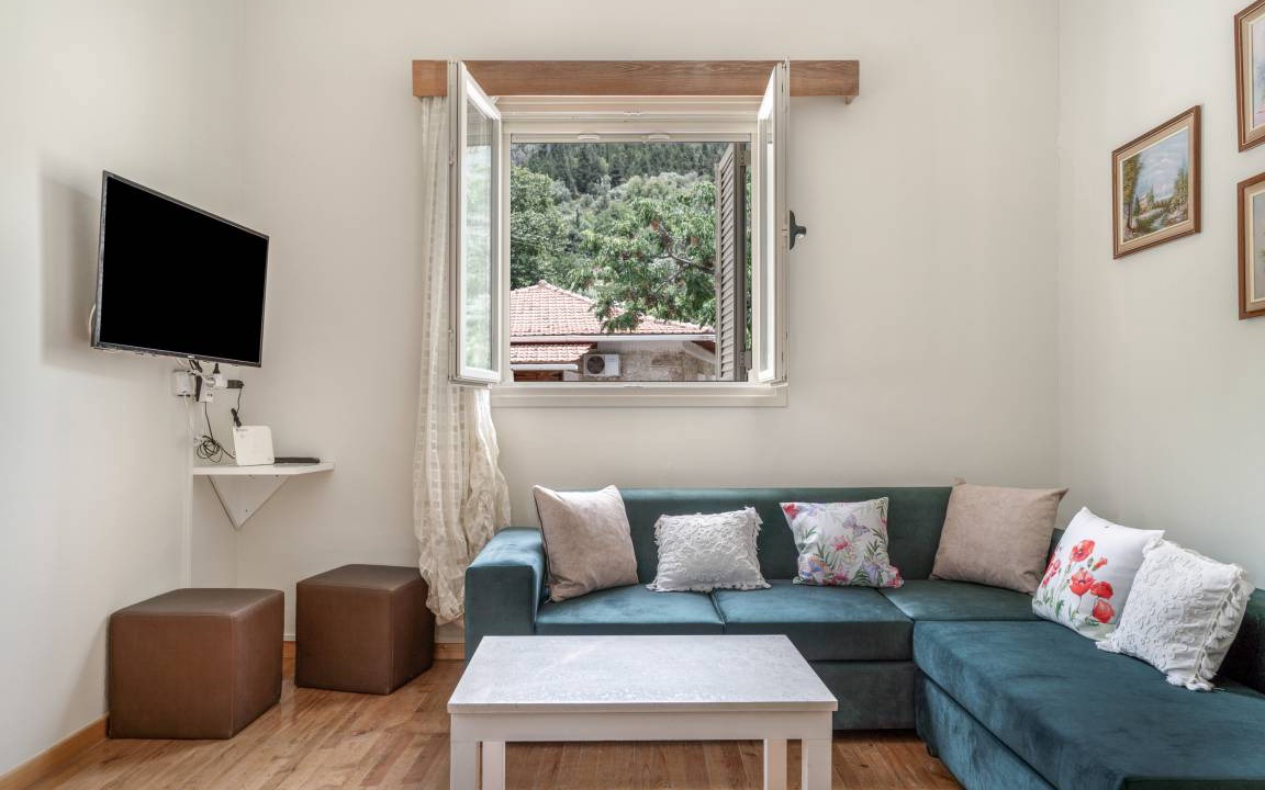 Photo of Livingroom in Sivros