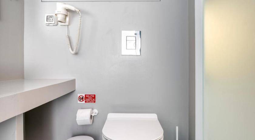 Photo of Bathroom in Monastiraki