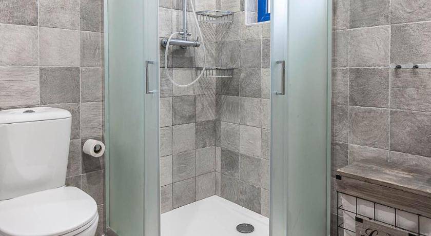 Photo of Bathroom in Gennadi