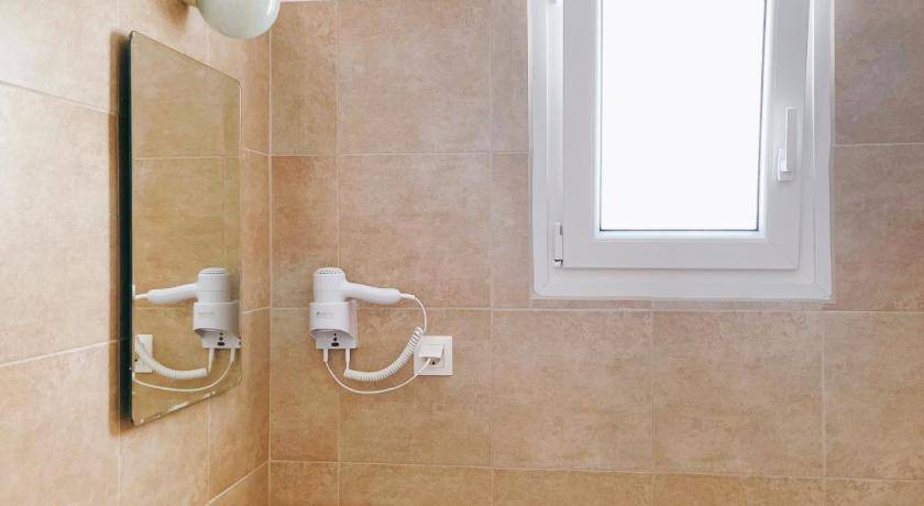 Photo of Bathroom in Troulos