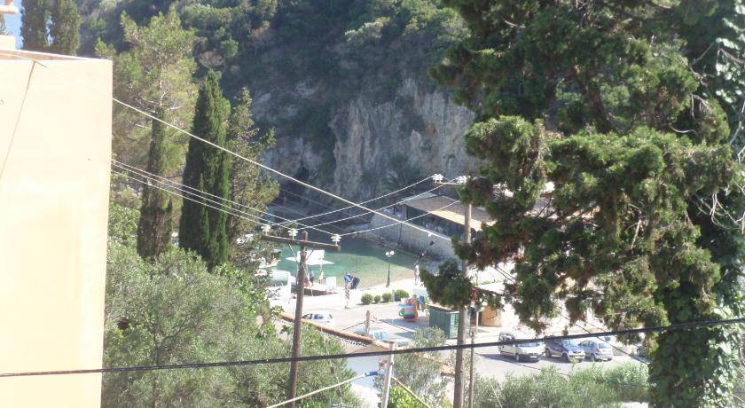 Photo of Others in Lakones