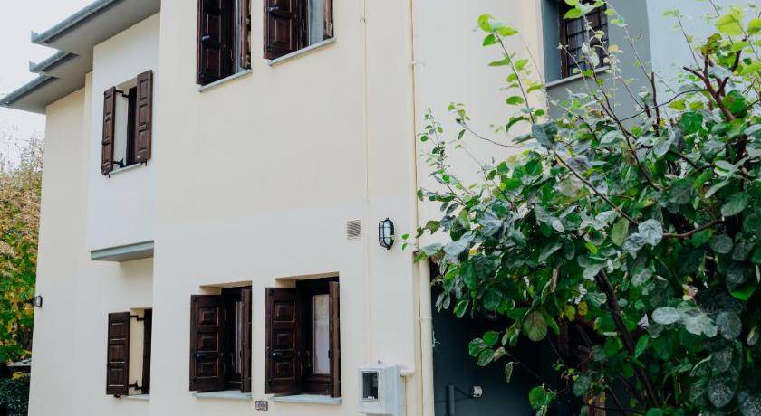 Photo of Buildings in Portaria