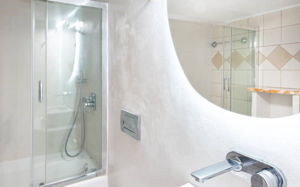 Photo of Bathroom in Glinado