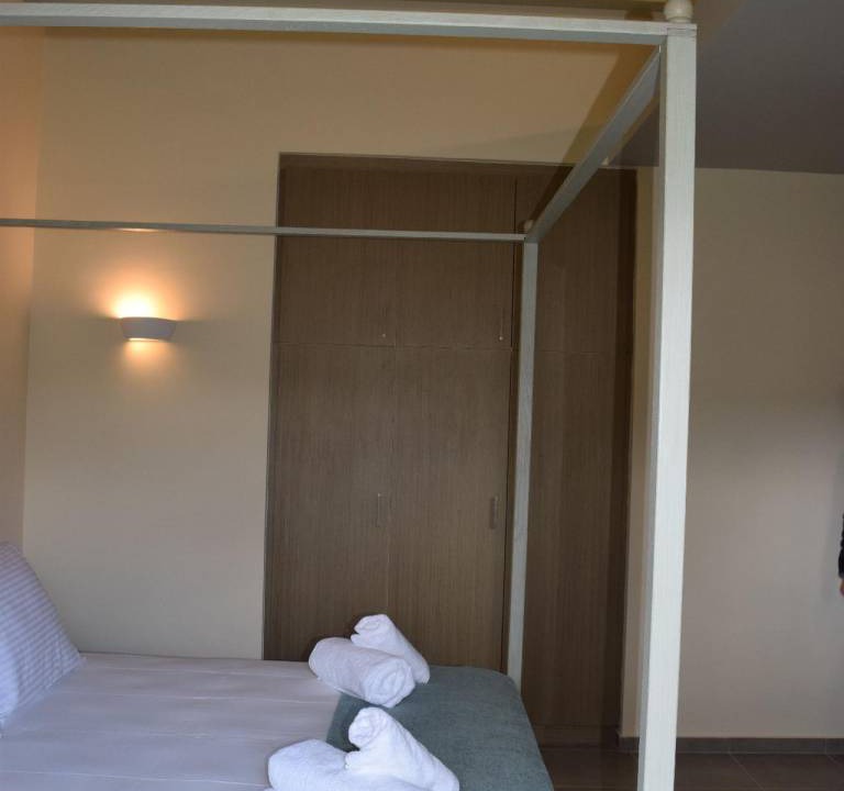 Photo of Bedroom in Messonghi