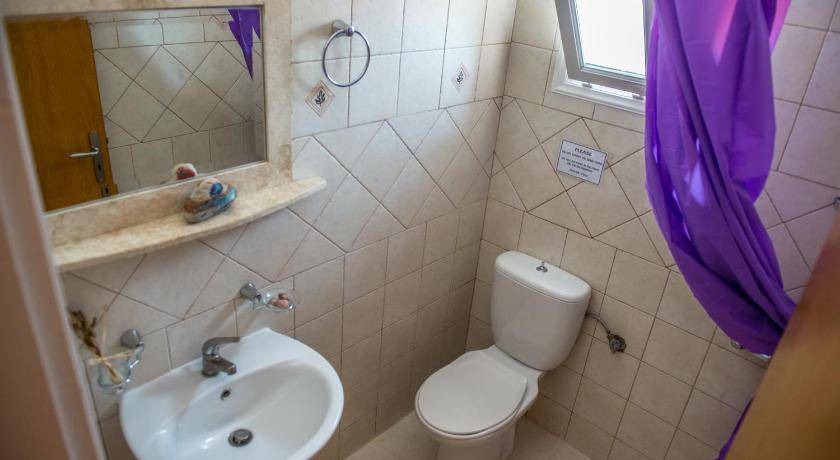 Photo of Bathroom in Yenion
