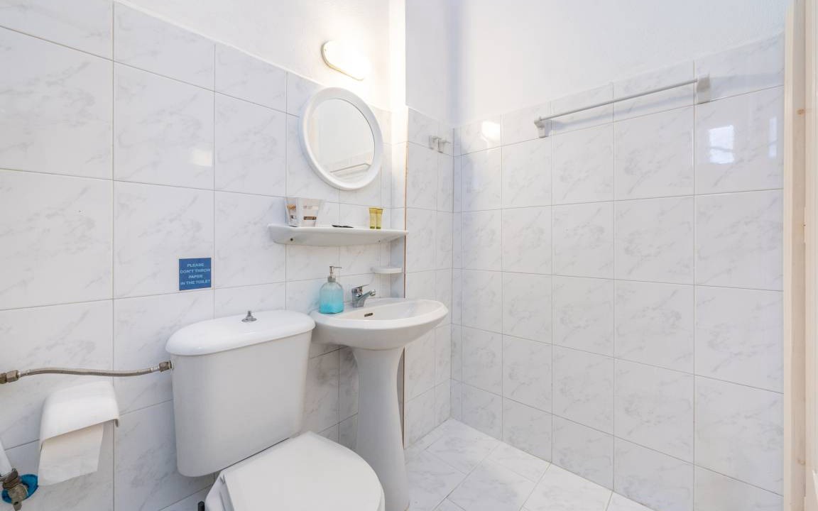 Photo of Bathroom in Astrakeri