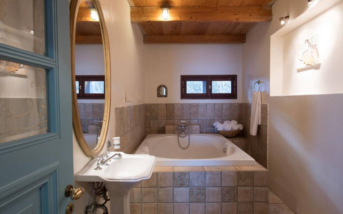 Photo of Bathroom in Katsikia