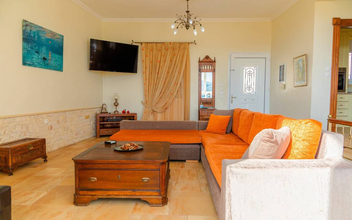 Photo of Livingroom in Esperion