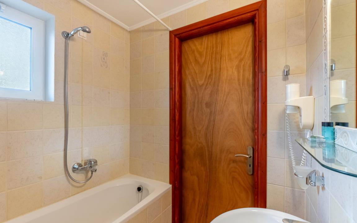 Photo of Bathroom in Agios Stefanos Avliotes