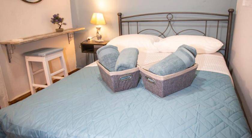 Photo of Bedroom in Messonghi