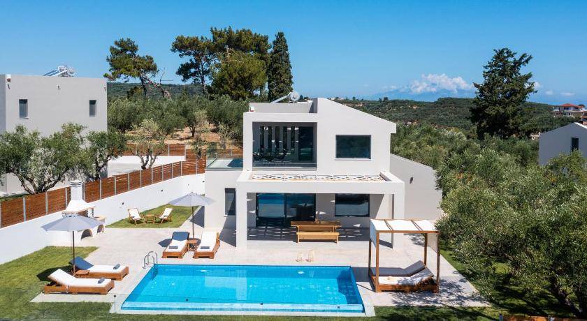 Photo of Others in Tsilivi