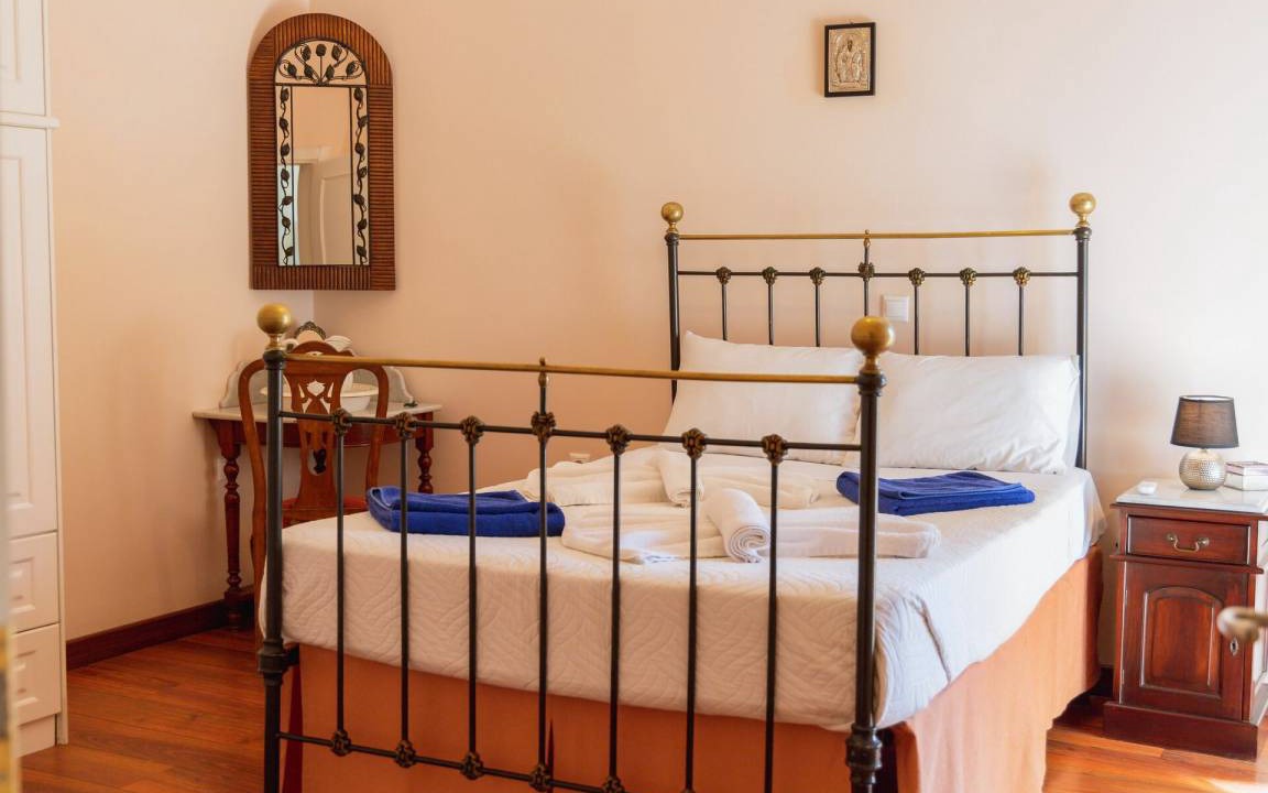 Photo of Bedroom in Esperion