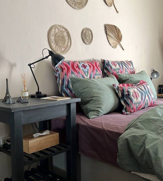 Photo of Bedroom in Drama