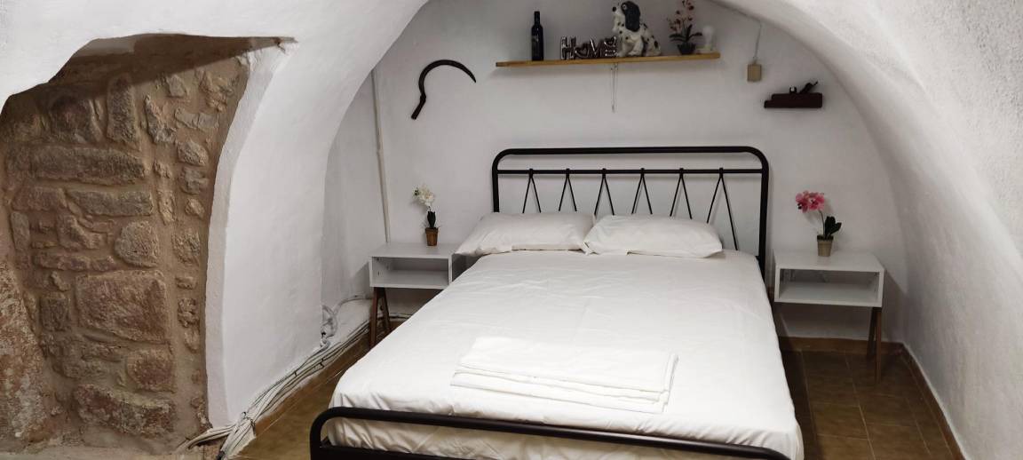 Photo of Bedroom in Omales