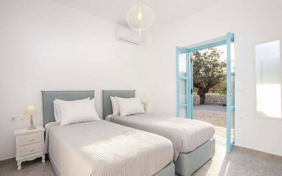 Photo of Bedroom in Kalathos