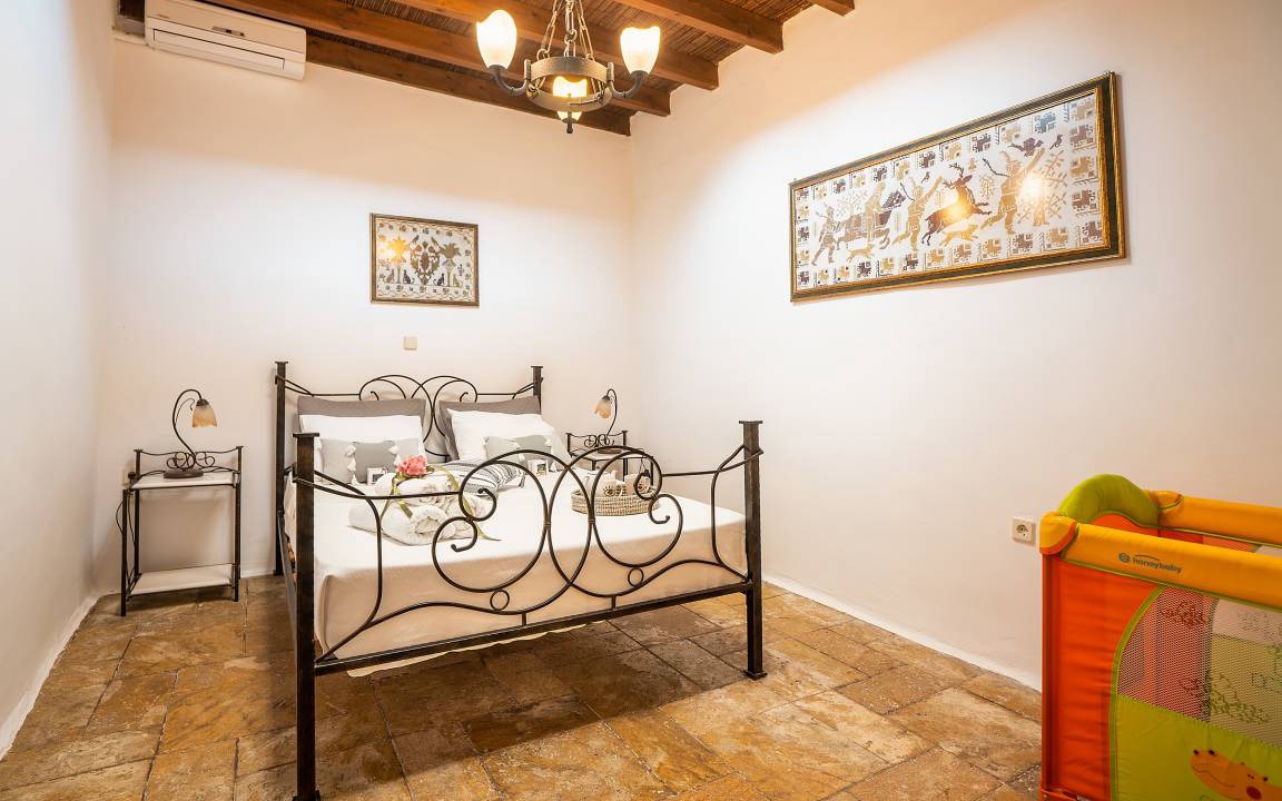 Photo of Bedroom in Psinthos