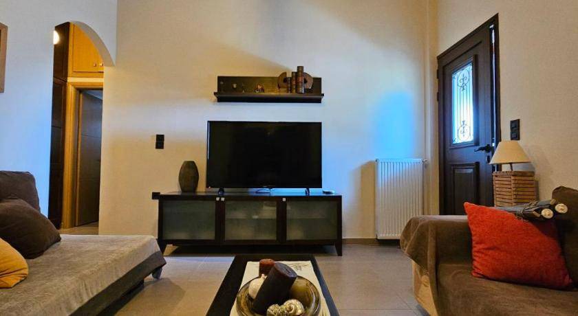 Photo of Livingroom in Plepi