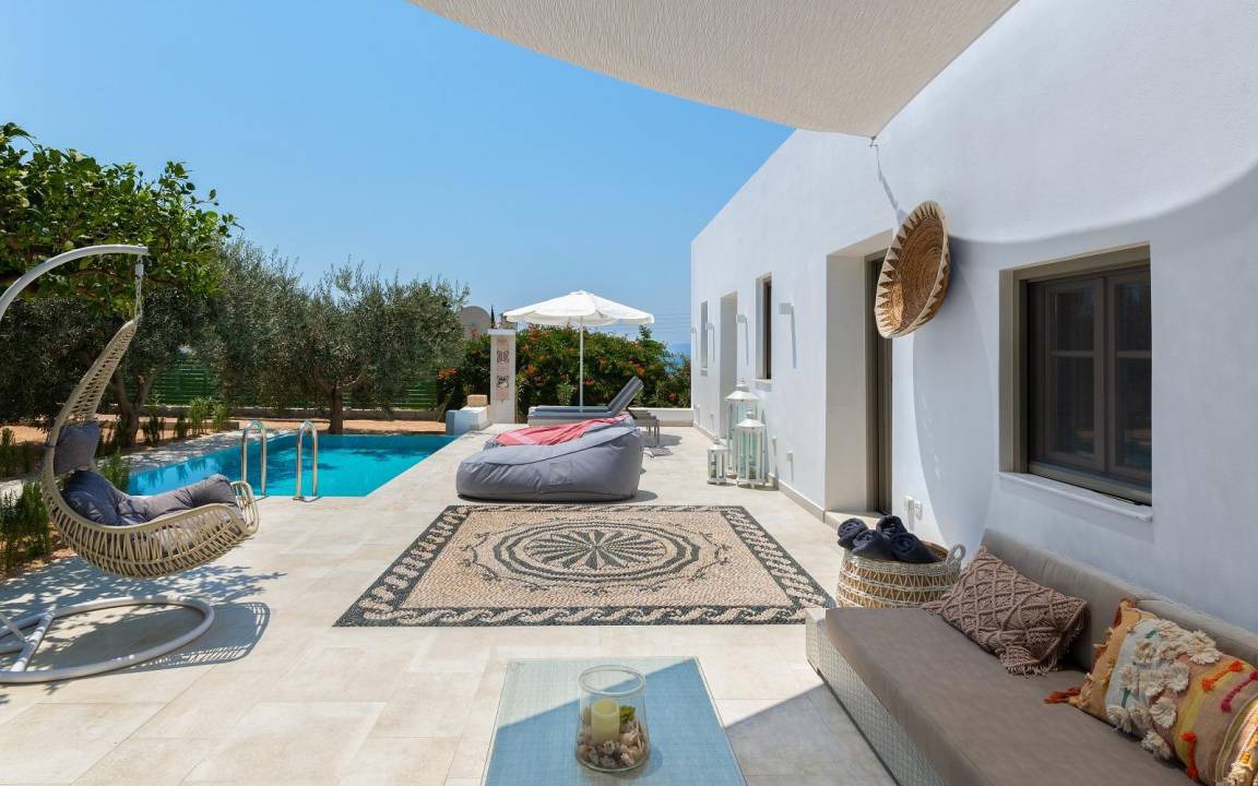 Photo of Others in Pefkos