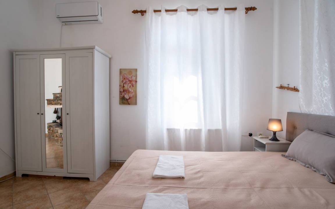 Photo of Bedroom in Vivlos