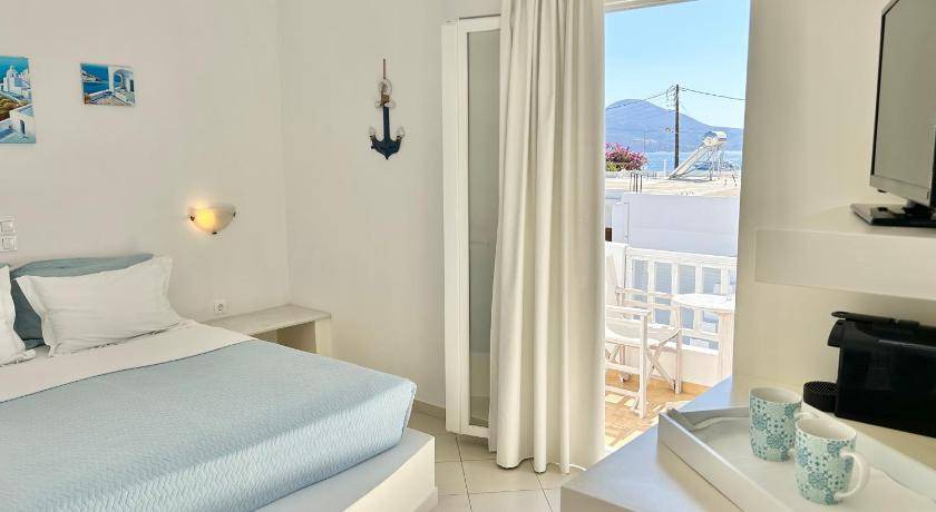 Photo of Bedroom in Adamas