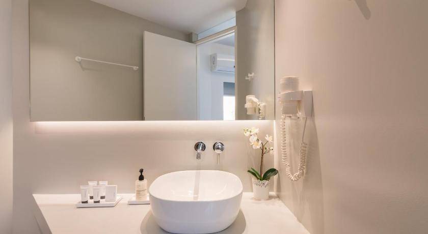 Photo of Bathroom in Monastiraki