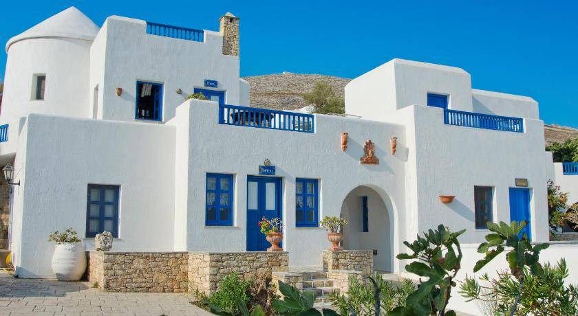 Photo of Others in Folegandros Town