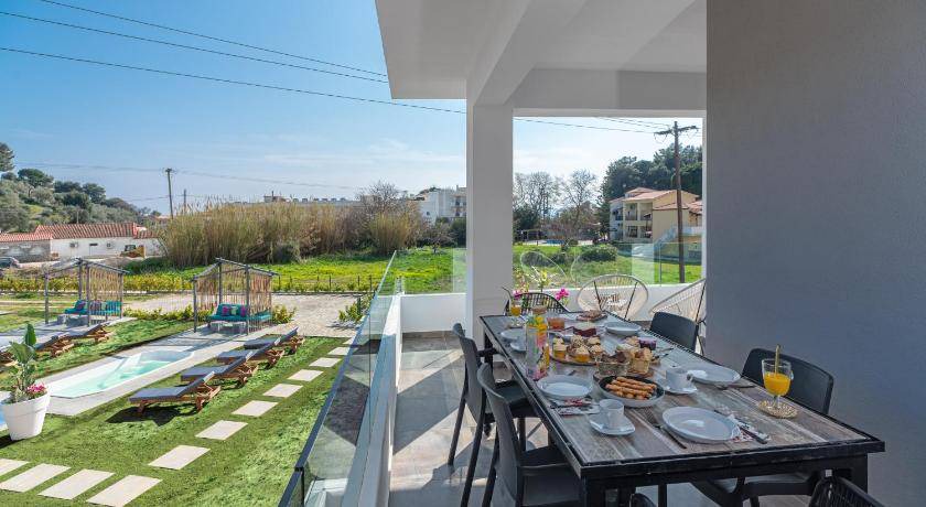 Photo of Patio Balcony in Troulos