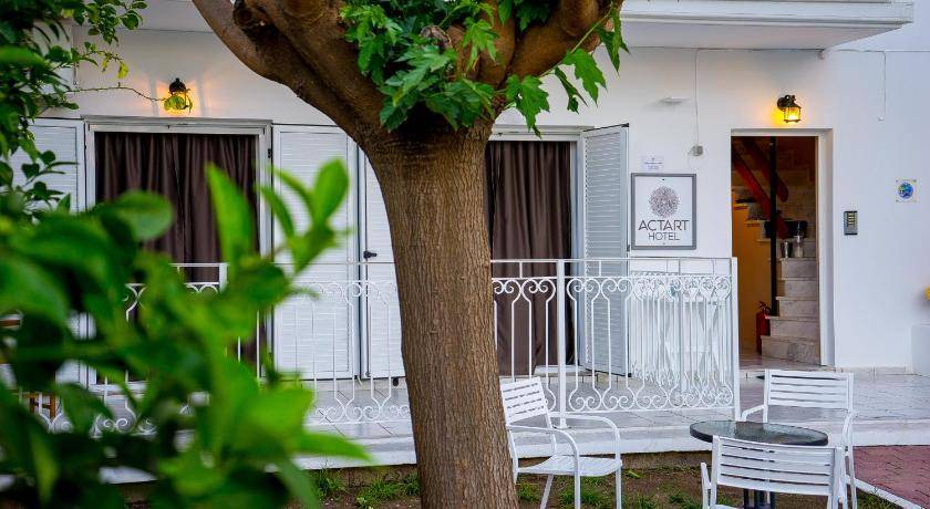 Photo of Others in Skiathos Town