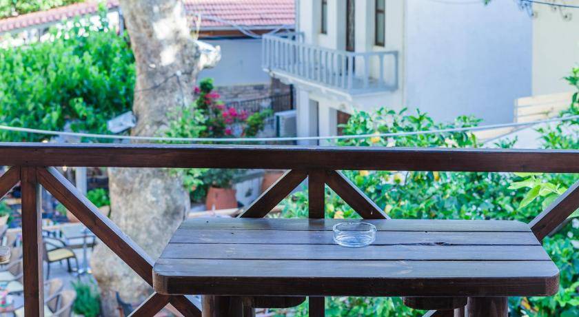 Photo of Patio Balcony in Spilion
