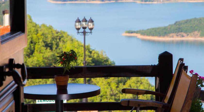 Photo of Others in Lake Plastiras