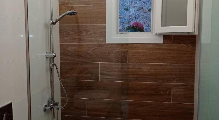 Photo of Bathroom in Barbati