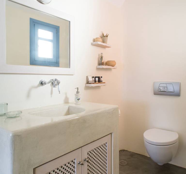 Photo of Bathroom in Agia Paraskevi