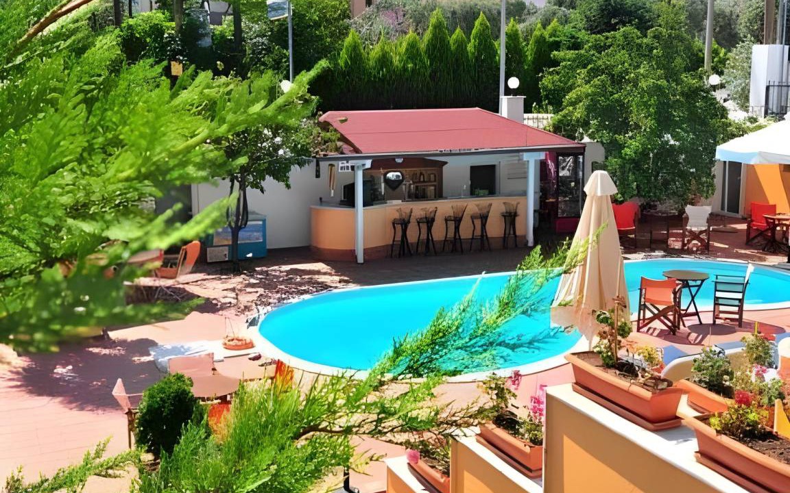 Photo of Others in Thasos Town