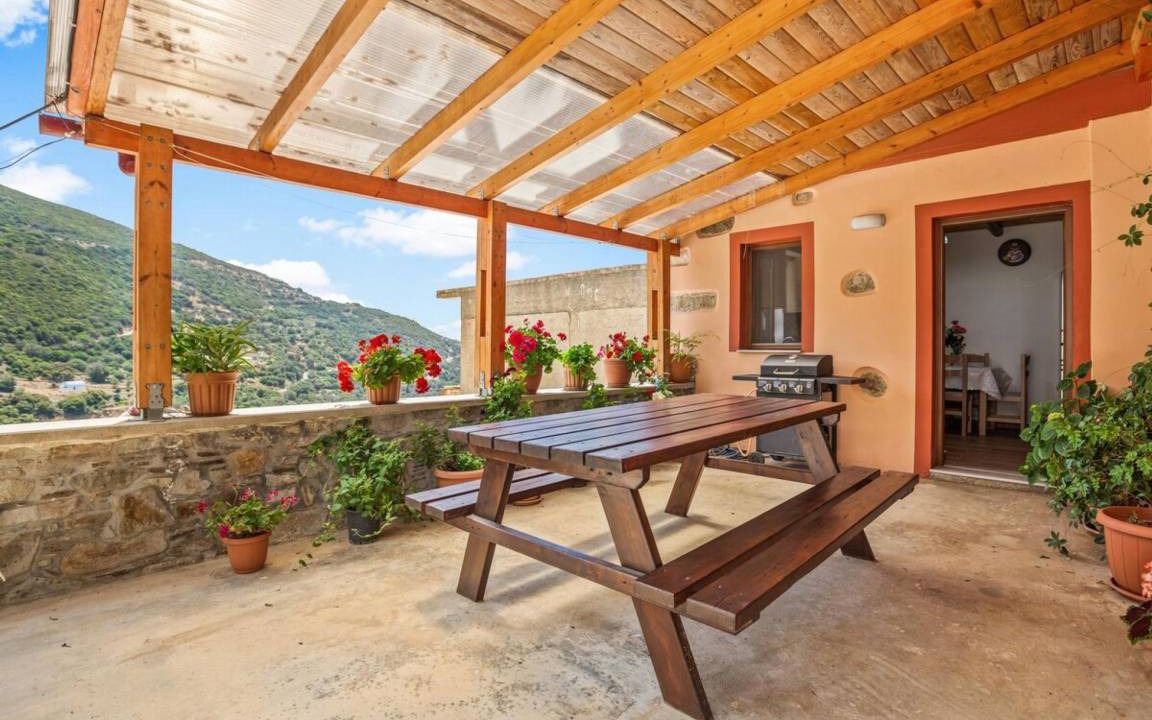 Photo of Patio Balcony in Livadia