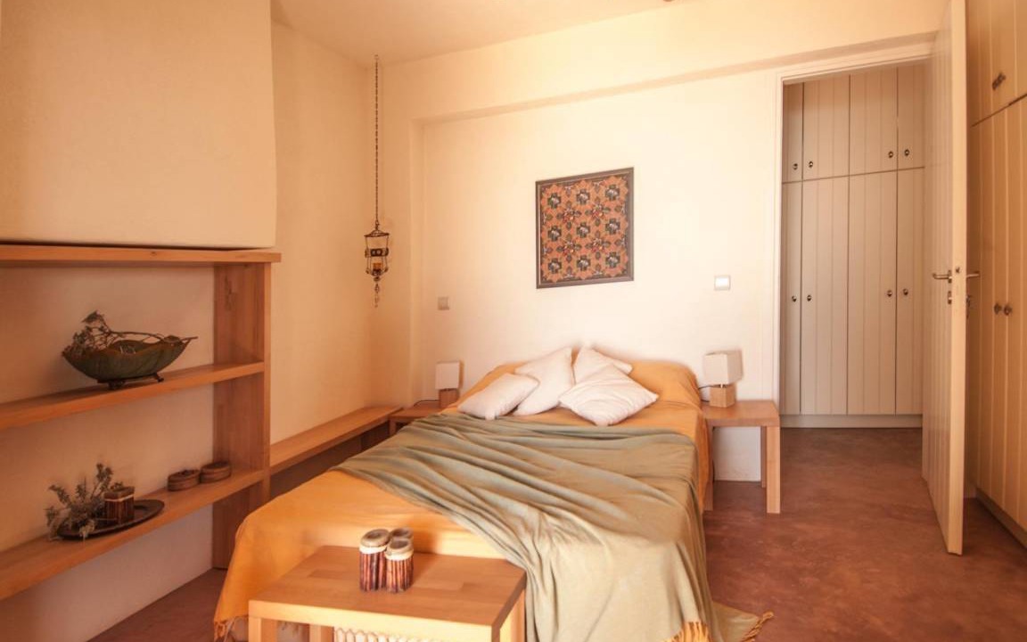 Photo of Bedroom in Kea