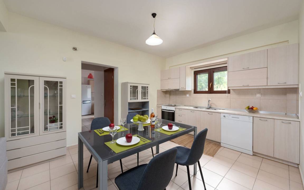 Photo of Kitchen in Pyrgos Psilonerou