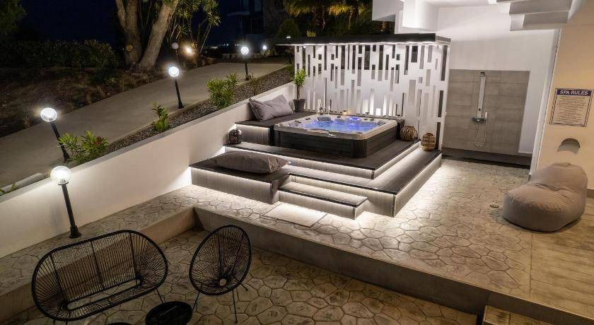 Photo of Patio Balcony in Petaloudes