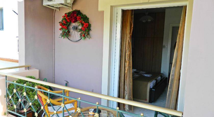 Photo of Patio Balcony in Gerakas
