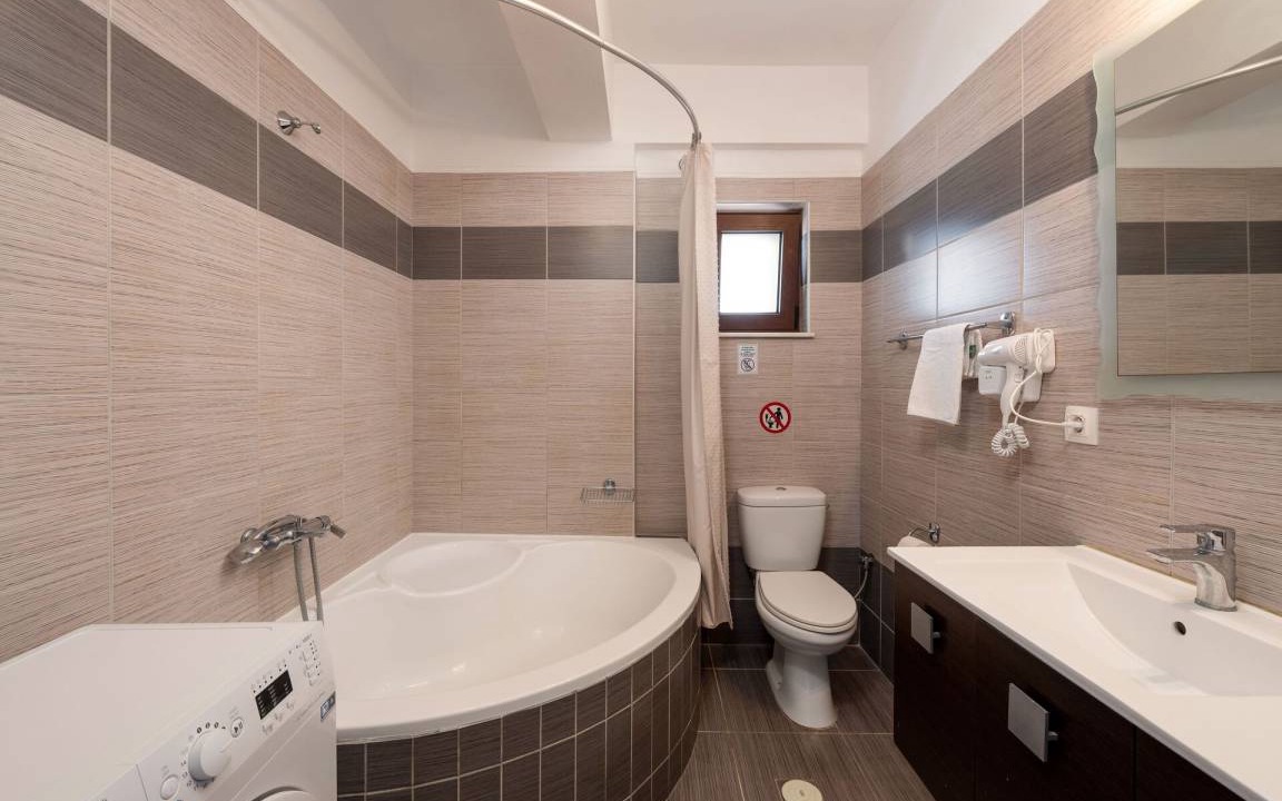 Photo of Bathroom in Pyrgos Psilonerou