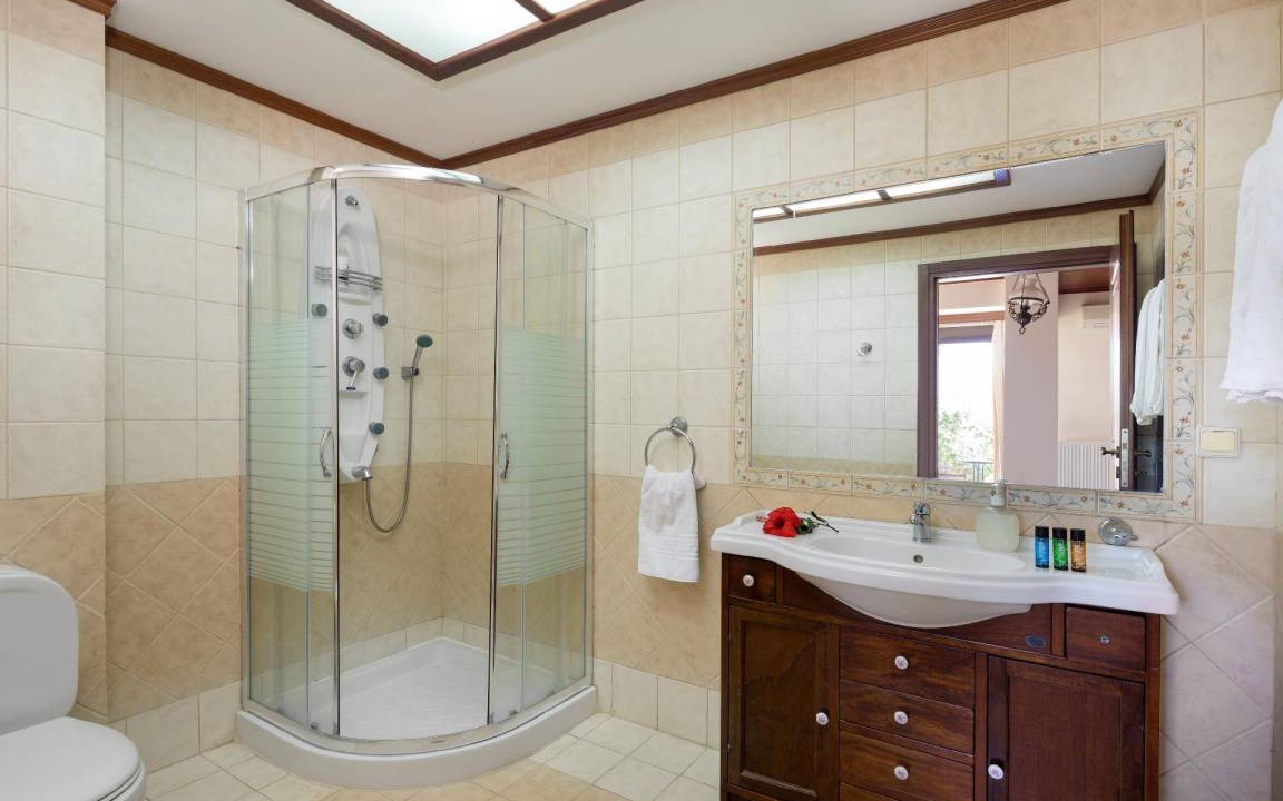 Photo of Bathroom in Polemarchi
