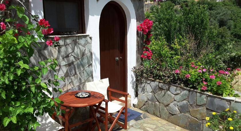Photo of Patio Balcony in Livadia