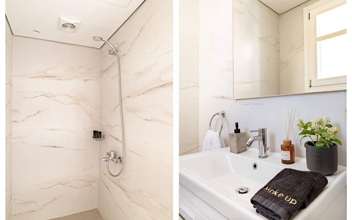 Photo of Bathroom in Molos