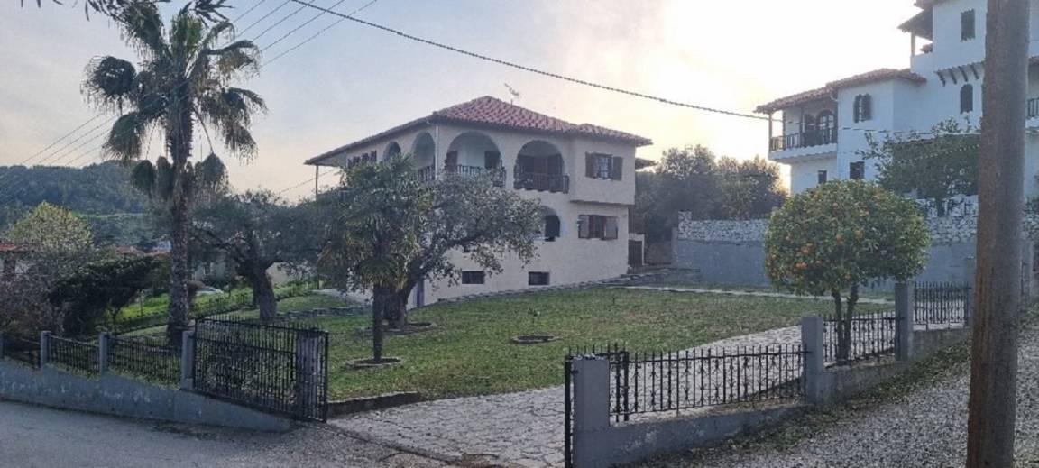 Photo of Buildings in Agios Nikolaos