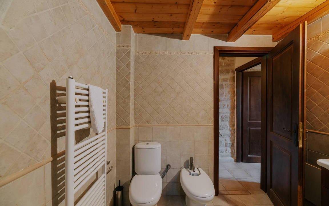 Photo of Bathroom in Prines