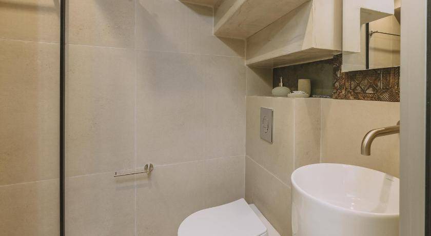 Photo of Bathroom in Spilion