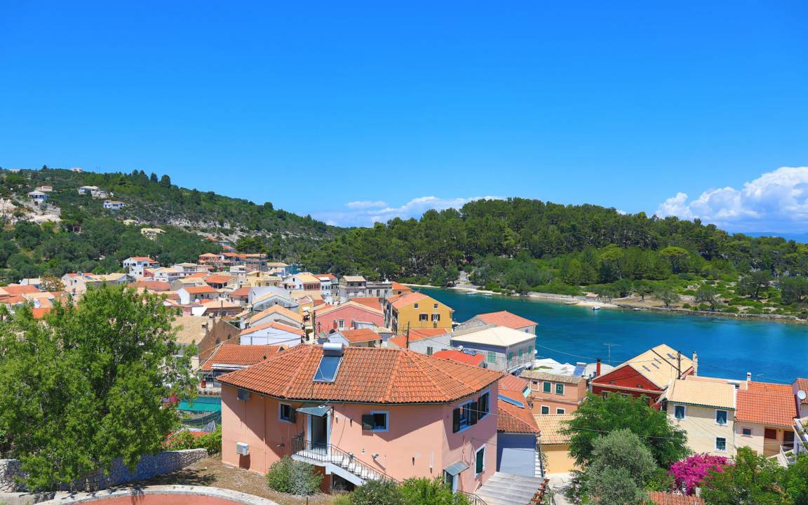 Photo of Others in Gaios