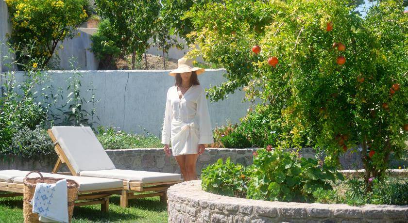 Photo of Others in Anaxos