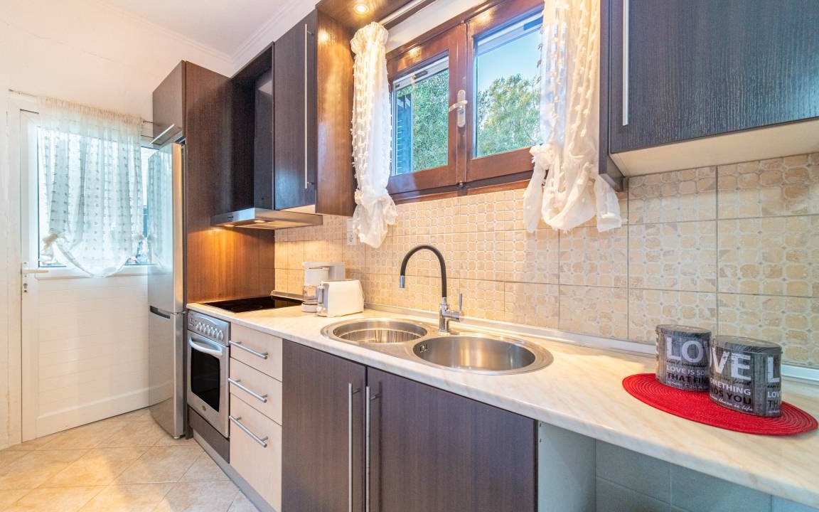 Photo of Kitchen in Argyrades
